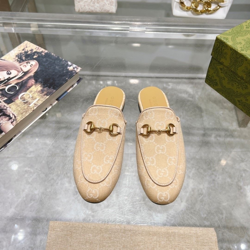 G*u*i leather shoes